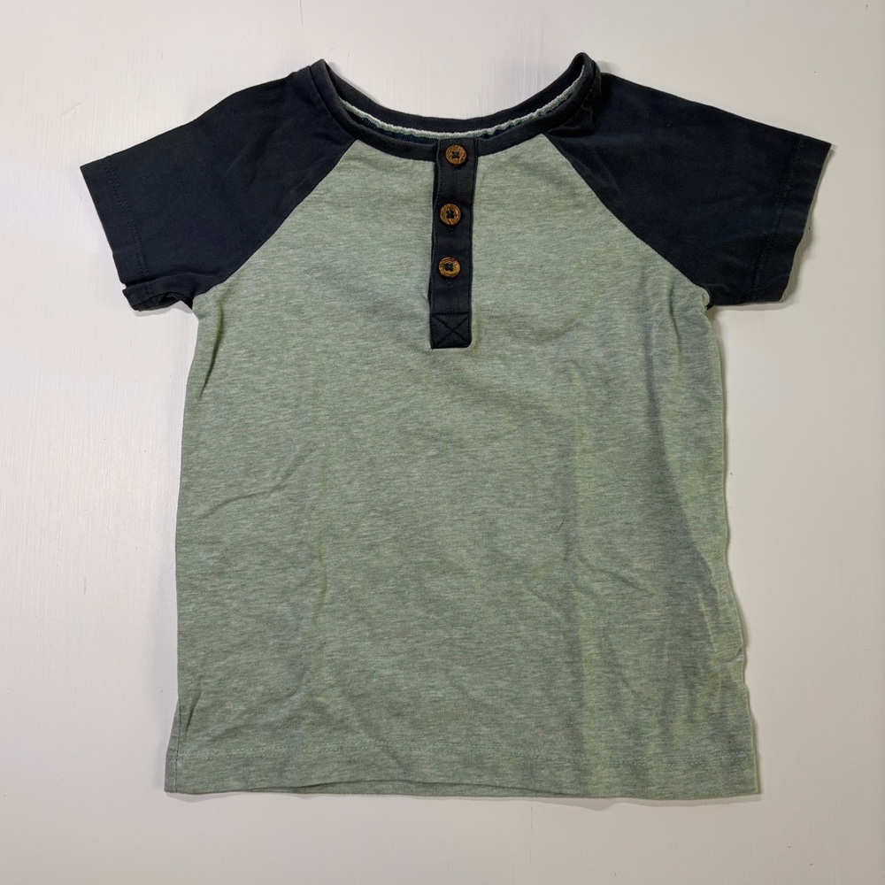Tommy Bahama Kids Henley Tee | 3T | Raglan Short Sleeve - Picture 2 of 4